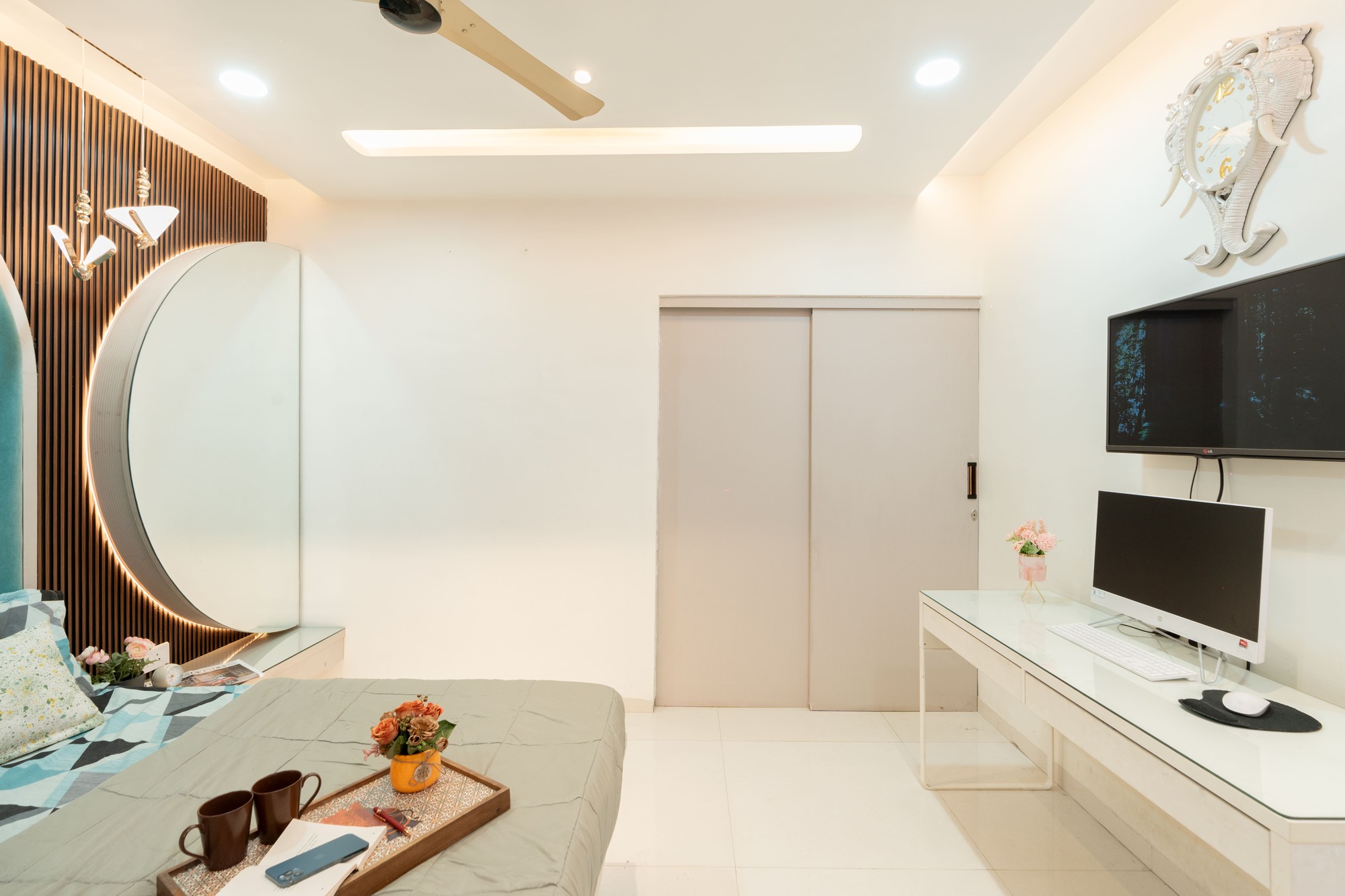 Contemporary bedroom interior design in India by Indus Studio